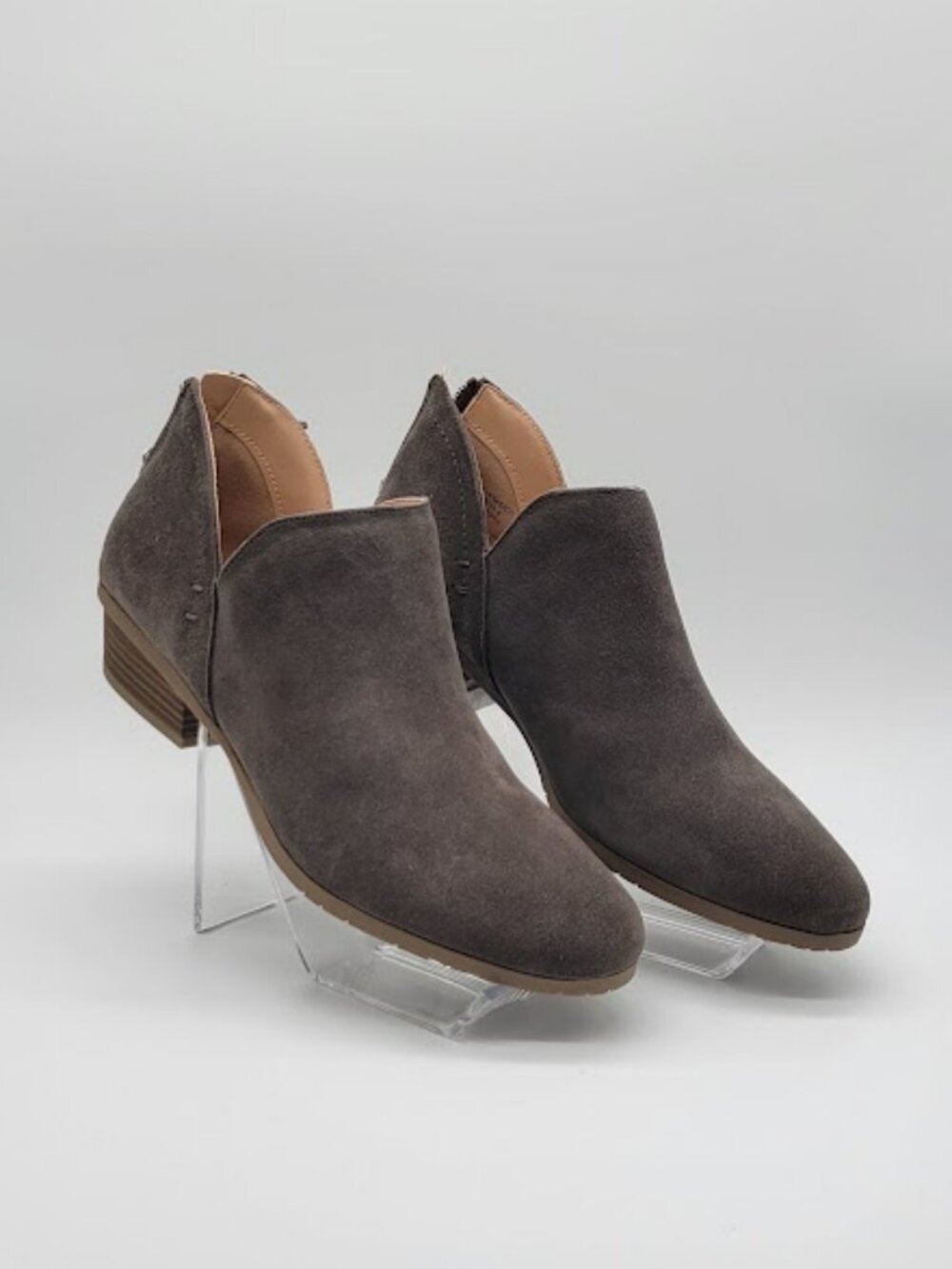 Kenneth Cole Reaction Side Skip Women's Ankle Booties Size 9.5 Brown Suede NEW